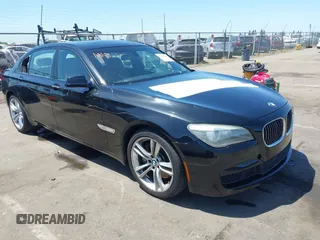2011 BMW 7 Series 750Li с VIN WBAKB8C5XBCY64531, выставлен на аукционе IAAI как лот 42350009 с пробегом 113 893 миль миль и . История ставок и продаж доступна на DreamBid. Изображение 1.
