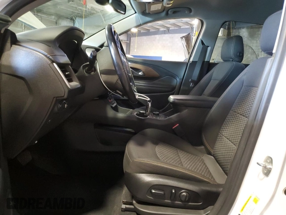 2020 GMC Terrain SLE with VIN 3GKALMEV9LL179996, listed as a Copart auction lot 59338565 with 50,990 mi miles and Salvage title. Bid and sale history available at DreamBid. Image 7.