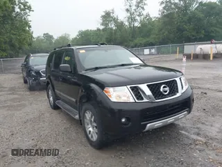 2012 Nissan Pathfinder SV z VIN 5N1AR1NB0CC618380, wystawiony jako IAAI lot #42339317 z przebiegiem 165 155 mil mil oraz . Historia ofert i sprzedaży dostępna na DreamBid. Obrazek 1.