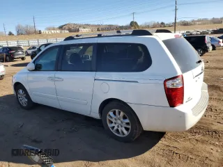 2007 Kia Sedona LX with VIN KNDMB233776123024, listed as a Copart auction lot 43952805 with 201,452 mi miles and Clean Title. Bid and sale history available at carsss.com. Image 2.