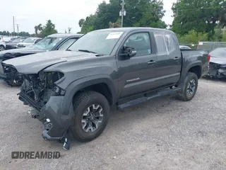 2017 Toyota Tacoma SR5 с VIN 3TMCZ5AN1HM120411, выставлен на аукционе IAAI как лот 41457008 с пробегом 75 062 миль миль и . История ставок и продаж доступна на DreamBid. Изображение 2.