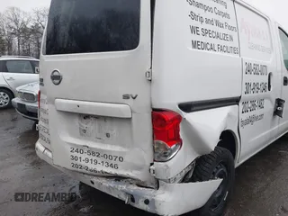 2015 Nissan NV200 SV with VIN 3N6CM0KN6FK713784, listed as a IAAI auction lot 41834734 with 190,056 mi miles. Bid and sale history available at carsss.com. Image 6.