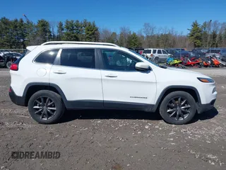 2014 Jeep Cherokee Limited с VIN 1C4PJMDS0EW185573, выставлен на аукционе IAAI как лот 41829461 с пробегом 81 101 миль миль и . История ставок и продаж доступна на DreamBid. Изображение 12.