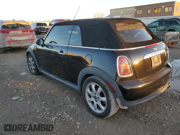 2009 MINI Convertible с VIN WMWMR335X9TU95882, выставлен на аукционе Copart как лот 85075864 с пробегом 101 873 миль миль и Чистый • Clean title. История ставок и продаж доступна на DreamBid. Изображение 2.