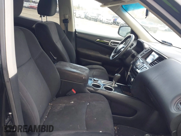 2014 Nissan Pathfinder SV with VIN 5N1AR2MM4EC708630, listed as a IAAI auction lot 41893720 with 129,985 mi miles. Bid and sale history available at carsss.com. Image 5.
