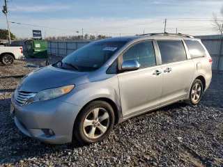 2012 Toyota Sienna LE AAS with VIN 5TDKK3DCXCS232387, listed as a Copart auction lot 42401055 with 173,668 mi miles and Salvage Title. Bid and sale history available at carsss.com. Image 1.