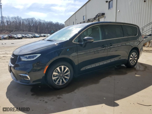 2023 Chrysler Pacifica Hybrid Touring L with VIN 2C4RC1L74PR631346, listed as a Copart auction lot 48480975 with 50,937 mi miles and Clean Title. Bid and sale history available at carsss.com. Image 1.