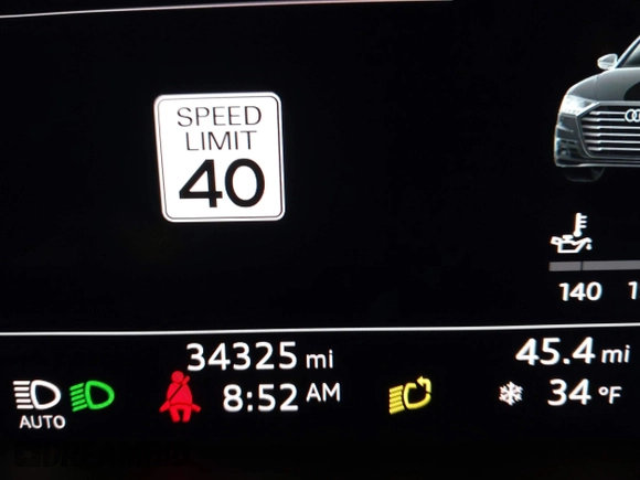 2019 Audi A8 L with VIN WAU8DAF89KN008109, listed as a IAAI auction lot 41636057 with 34,325 mi miles. Bid and sale history available at carsss.com. Image 15.