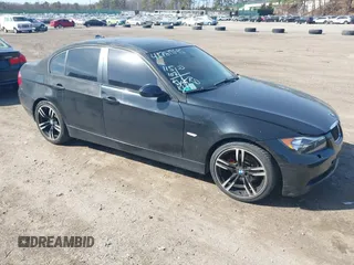 2007 BMW 3 Series 328xi z VIN WBAVC73537KP34639, wystawiony jako IAAI lot #41781545 z przebiegiem 115 107 mil mil oraz . Historia ofert i sprzedaży dostępna na DreamBid. Obrazek 1.