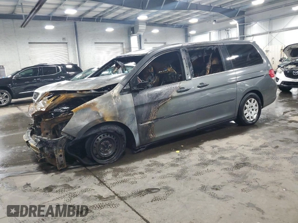 2008 Honda Odyssey LX с VIN 5FNRL38258B053974, выставлен на аукционе Copart как лот 57909535 с пробегом Не указан миль и На запчасти • Non repairable. История ставок и продаж доступна на DreamBid. Изображение 1.