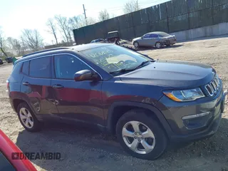 2018 Jeep Compass Altitude with VIN 3C4NJDBBXJT202826, listed as a IAAI auction lot 42012645 with 125,839 mi miles and . Bid and sale history available at carsss.com. Image 13.