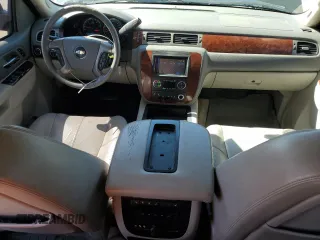 2012 Chevrolet Tahoe LT z VIN 1GNSKBE03CR235054, wystawiony jako Copart lot #47455285 z przebiegiem 174 217 mil mil oraz Szkoda całkowita • Salvage title. Historia ofert i sprzedaży dostępna na DreamBid. Obrazek 8.