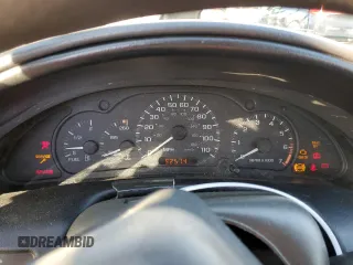 2002 Chevrolet Cavalier with VIN 1G1JC124X27136706, listed as a Copart auction lot 38357454 with 92,574 mi miles and Salvage Title. Bid and sale history available at carsss.com. Image 9.
