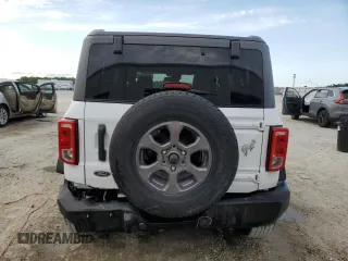 2024 Ford Bronco Big Bend z VIN 1FMDE7BH1RLA64327, wystawiony jako Copart lot #54401305 z przebiegiem 14 175 mil mil oraz Szkoda całkowita • Salvage title. Historia ofert i sprzedaży dostępna na DreamBid. Obrazek 6.