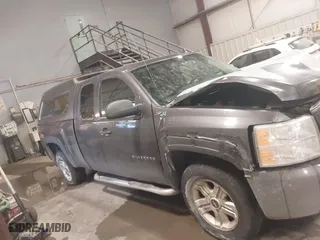 2010 Chevrolet Silverado 1500 LT with VIN 1GCSKSE34AZ261209, listed as a IAAI auction lot 41618235 with 188,408 mi miles. Bid and sale history available at carsss.com. Image 13.