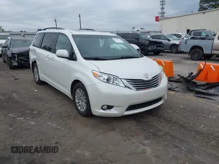 2016 Toyota Sienna XLE with VIN 5TDYK3DC1GS723205, listed as a IAAI auction lot 42044316 with 129,540 mi miles and . Bid and sale history available at DreamBid. Image 1.