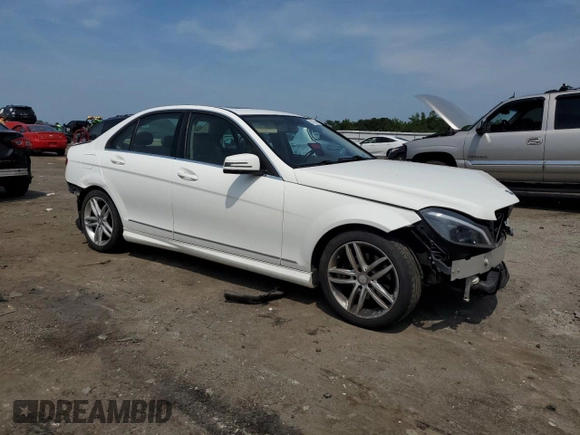 2013 Mercedes-Benz C 250 Sport с VIN WDDGF4HBXDR293035, выставлен на аукционе Copart как лот 60716965 с пробегом 102 726 миль миль и Списание • Salvage title. История ставок и продаж доступна на DreamBid. Изображение 4.