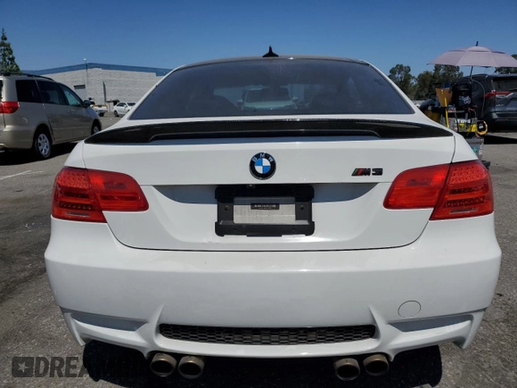 2012 BMW M3 с VIN WBSKG9C5XCE797910, выставлен на аукционе Copart как лот 69233364 с пробегом 95 977 миль миль и Списание • Salvage title. История ставок и продаж доступна на DreamBid. Изображение 6.