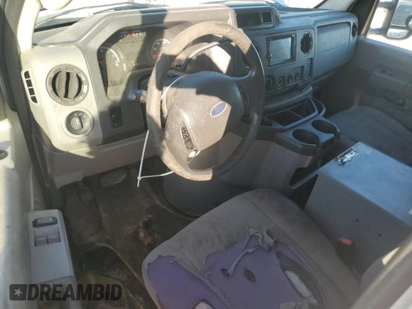 2012 Ford Econoline Cargo Super Duty Commercial z VIN 1FTSE3EL9CDB29088, wystawiony jako Copart lot #80108624 z przebiegiem 209 760 mil mil oraz Szkoda całkowita • Salvage title. Historia ofert i sprzedaży dostępna na DreamBid. Obrazek 8.