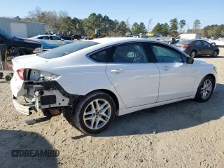 2015 Ford Fusion SE with VIN 1FA6P0HD0F5119052, listed as a Copart auction lot 47680735 with 122,295 mi miles and Clean Title. Bid and sale history available at DreamBid. Image 3.