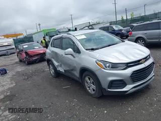 2020 Chevrolet Trax LT with VIN KL7CJLSBXLB002158, listed as a IAAI auction lot 42458171 with 83,101 mi miles and . Bid and sale history available at DreamBid. Image 1.
