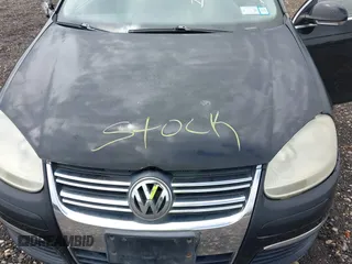 2008 Volkswagen Jetta SE with VIN 3VWRZ71K08M095770, listed as a IAAI auction lot 42552387 with 118,768 mi miles and . Bid and sale history available at DreamBid. Image 10.