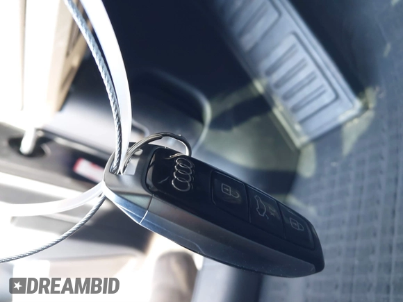 2019 Audi e-tron Prestige with VIN WA1VAAGE6KB020622, listed as a IAAI auction lot 41830236 with 32,835 mi miles and . Bid and sale history available at DreamBid. Image 11.