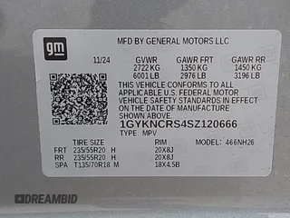 2025 Cadillac XT5 FWD Premium Luxury with VIN 1GYKNCRS4SZ120666, listed as a IAAI auction lot 41958229 with 10,246 mi miles and . Bid and sale history available at DreamBid. Image 9.