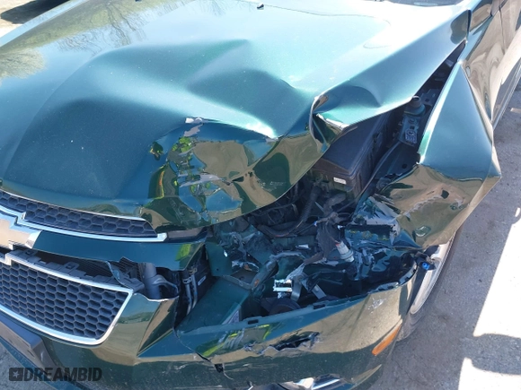 2014 Chevrolet Cruze 1LT with VIN 1G1PC5SB5E7187521, listed as a IAAI auction lot 41914482 with 149,217 mi miles. Bid and sale history available at carsss.com. Image 6.