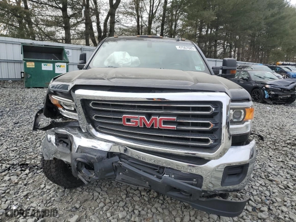 2022 GMC Sierra 3500HD with VIN 1GT42TCG0KF258895, listed as a Copart auction lot 47567685 with NaN miles and Salvage Title. Bid and sale history available at carsss.com. Image 5.