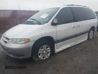 1997 Dodge Grand Caravan with VIN 1B4GP54R5VB335635, listed as a IAAI auction lot 41433559 with Not Provided miles and . Bid and sale history available at DreamBid. Image 2.