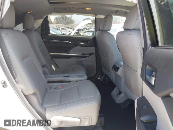 2016 Toyota Highlander Limited with VIN 5TDDKRFH8GS329274, listed as a IAAI auction lot 42551665 with 93,293 mi miles and . Bid and sale history available at DreamBid. Image 8.