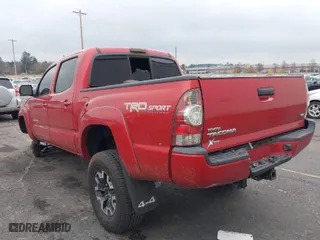 2015 Toyota Tacoma with VIN 3TMLU4EN3FM172008, listed as a IAAI auction lot 40975341 with 1 mi miles. Bid and sale history available at carsss.com. Image 3.