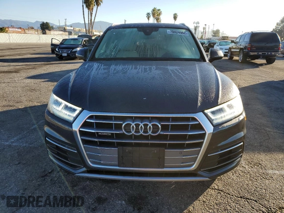 2019 Audi Q5 Premium Plus with VIN WA1BNAFY3K2137464, listed as a Copart auction lot 70024962 with 27,468 mi miles. Bid and sale history available at carsss.com. Image 5.