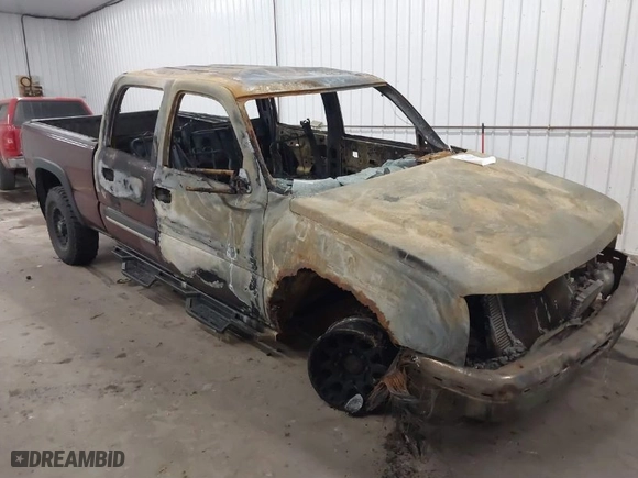 2003 Chevrolet Silverado 2500HD LS with VIN 1GCHK23143F122617, listed as a IAAI auction lot 41293503 with 1 mi miles. Bid and sale history available at carsss.com. Image 1.