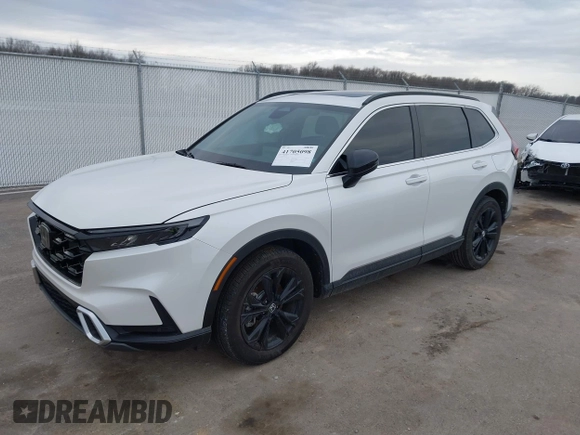 2025 Honda CR-V Sport Touring with VIN 7FARS6H9XSE043583, listed as a IAAI auction lot 41705098 with 6,020 mi miles and . Bid and sale history available at DreamBid. Image 2.
