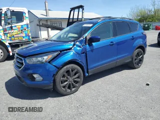 2018 Ford Escape SE z VIN 1FMCU9GD5JUB19411, wystawiony jako Copart lot #53165135 z przebiegiem 143 697 mil mil oraz Szkoda całkowita • Salvage title. Historia ofert i sprzedaży dostępna na DreamBid. Obrazek 1.