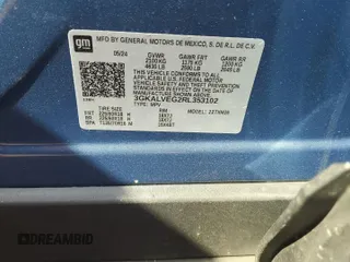 2024 GMC Terrain SLT z VIN 3GKALVEG2RL353102, wystawiony jako Copart lot #54370125 z przebiegiem 6297 mil mil oraz Szkoda całkowita • Salvage title. Historia ofert i sprzedaży dostępna na DreamBid. Obrazek 12.
