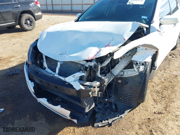 2017 Nissan Altima 2.5 SR with VIN 1N4AL3APXHC178068, listed as a IAAI auction lot 41480530 with 35,780 mi miles. Bid and sale history available at carsss.com. Image 6.