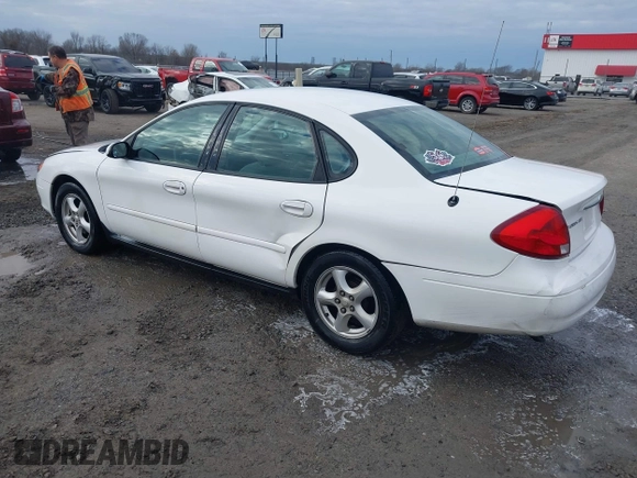 2002 Ford Taurus SES Standard with VIN 1FAFP55U12A184513, listed as a IAAI auction lot 41125306 with 241,896 mi miles. Bid and sale history available at carsss.com. Image 3.