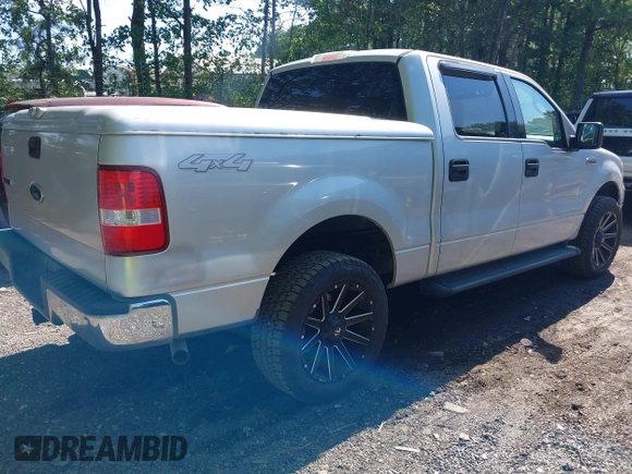 2004 Ford F-150 XLT with VIN 1FTPW14524KA99570, listed as a IAAI auction lot 42546373 with 203,602 mi miles and . Bid and sale history available at DreamBid. Image 4.