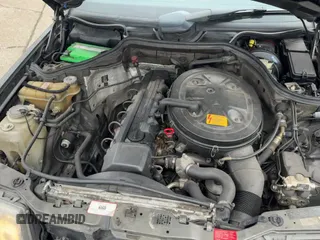 1989 Mercedes-Benz 300 E with VIN WDBEA30D2KB022367, listed as a Copart auction lot 60087495 with 76,930 mi miles and Clean title. Bid and sale history available at DreamBid. Image 11.