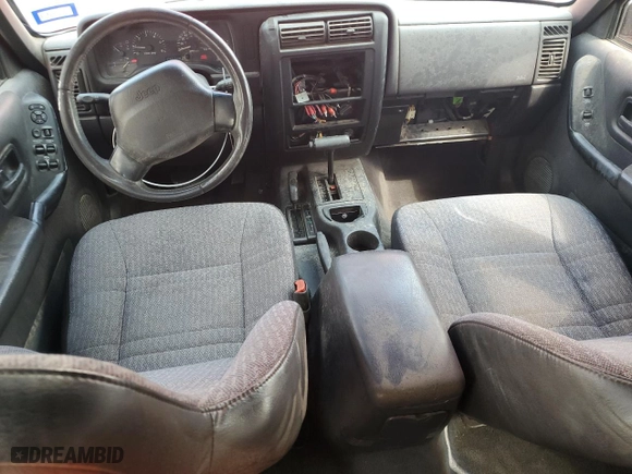 2000 Jeep Cherokee Police with VIN 1J4FF48S9YL153230, listed as a Copart auction lot 70285714 with NaN miles and Salvage Title. Bid and sale history available at carsss.com. Image 8.