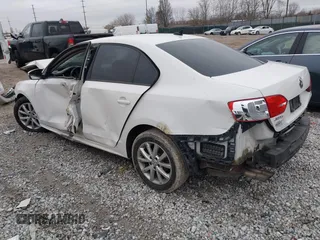 2012 Volkswagen Jetta Sedan SE w/Convenience PZEV with VIN 3VWDP7AJ4CM356799, listed as a IAAI auction lot 41497869 with 156,092 mi miles. Bid and sale history available at carsss.com. Image 3.