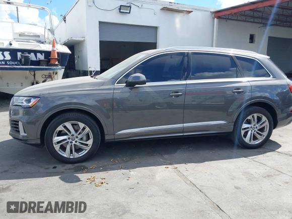 2020 Audi Q7 Premium with VIN WA1AXAF72LD011535, listed as a IAAI auction lot 41554635 with 48,970 mi miles. Bid and sale history available at carsss.com. Image 6.