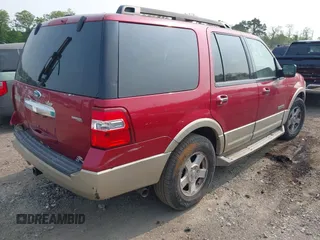 2007 Ford Expedition Eddie Bauer with VIN 1FMFU18577LA36874, listed as a IAAI auction lot 42417680 with Not provided miles and . Bid and sale history available at DreamBid. Image 4.