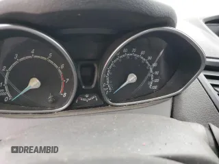 2017 Ford Fiesta SE z VIN 3FADP4BJ9HM119710, wystawiony jako Copart lot #57403605 z przebiegiem Nie podano mil oraz Czysty tytuł • Clean title. Historia ofert i sprzedaży dostępna na DreamBid. Obrazek 9.