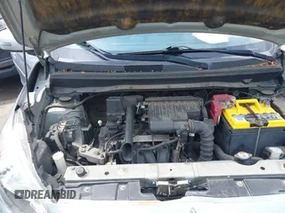 2015 Mitsubishi Mirage ES z VIN ML32A4HJ8FH000674, wystawiony jako IAAI lot #42436460 z przebiegiem 123 929 mil mil oraz . Historia ofert i sprzedaży dostępna na DreamBid. Obrazek 10.
