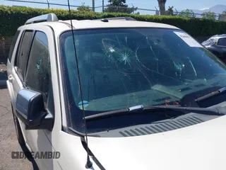 2007 Ford Explorer Limited с VIN 1FMEU75897UA35586, выставлен на аукционе IAAI как лот 42660077 с пробегом 135 507 миль миль и . История ставок и продаж доступна на DreamBid. Изображение 18.
