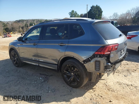 2023 Volkswagen Tiguan SE R-Line Black z VIN 3VVCB7AX7PM064170, wystawiony jako Copart lot #48539715 z przebiegiem 14 416 mil mil oraz Szkoda całkowita • Salvage title. Historia ofert i sprzedaży dostępna na DreamBid. Obrazek 2.